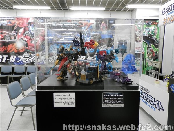 Transformers Bic Camera Nagoya Station West Fan Event   Fotress Maximus, Masterpiece, Prime  (30 of 50)